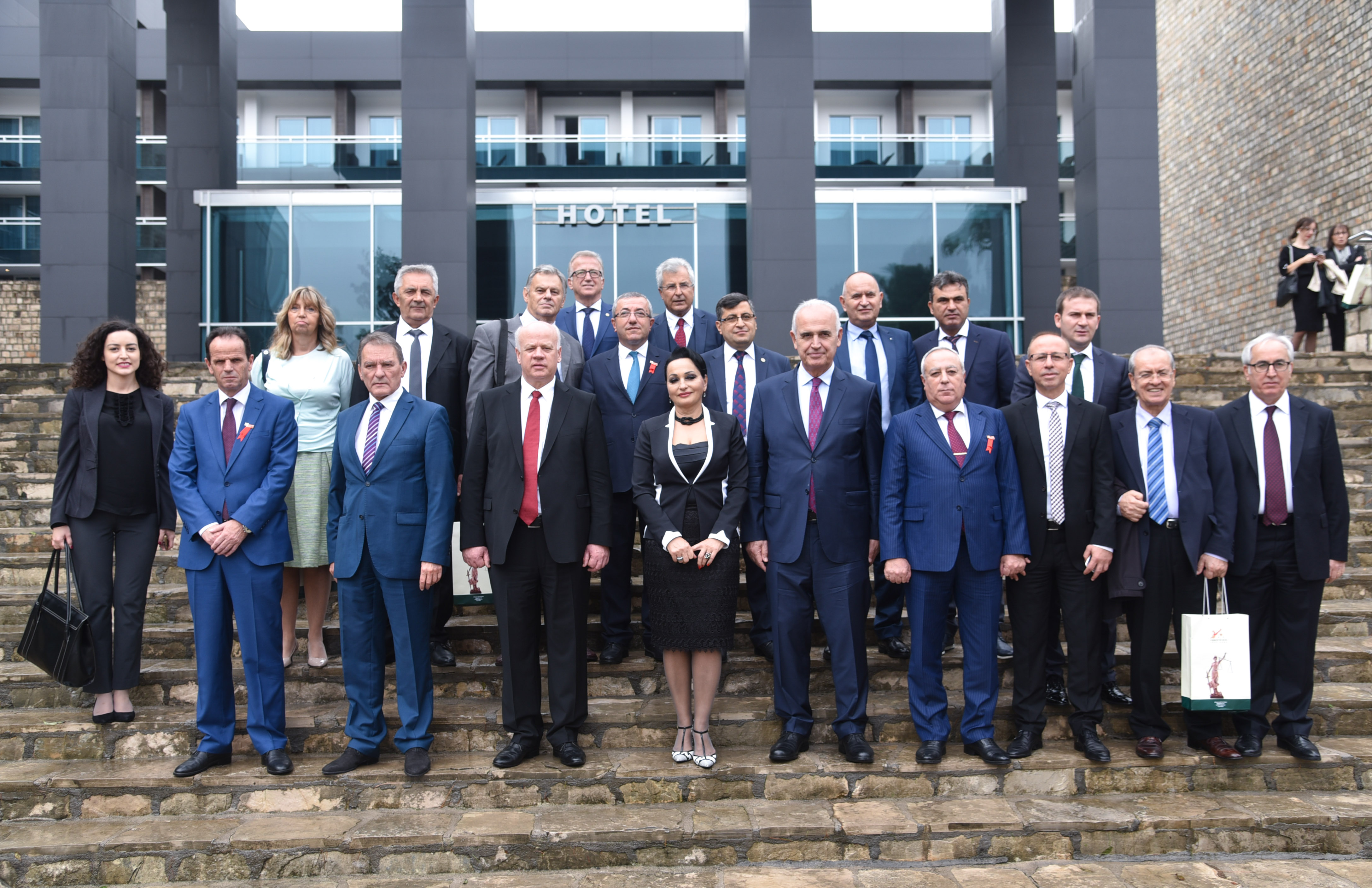 Kryetari Enver Peci pjesëmarrës në ceremoninë e 220 vjetorit të gjyqësorit të Malit të Zi