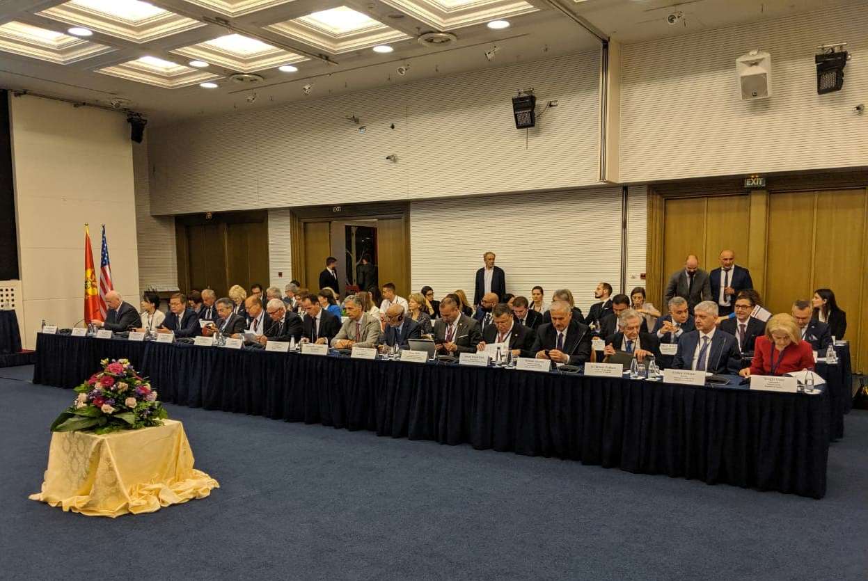 Enver Peci e Aleksandër Lumezi pjesëmarrës në konferencën “Terrorizmi ndërkombëtar dhe migracioni ilegal”